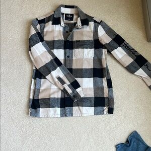 Hollister Black and Tan Plaid Casual Button Down Shirt